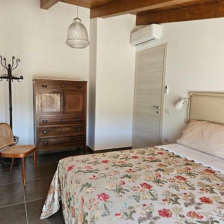 Le Bisceglie Affittacamere Albanella Esterno foto